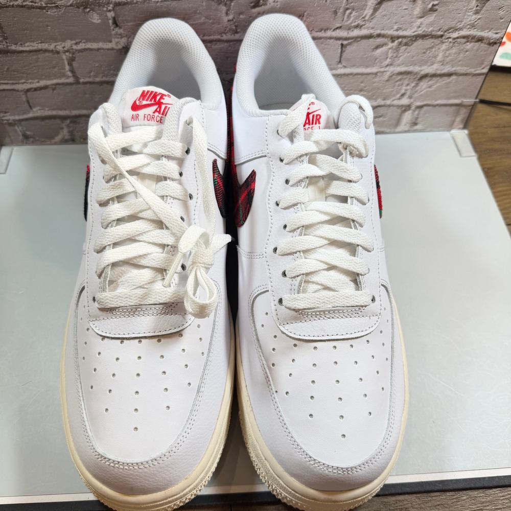 Nike Air Force 1 '07 LV8 DV0789-100 White Red Plaid Swoosh Men's Size 10.5 NIB